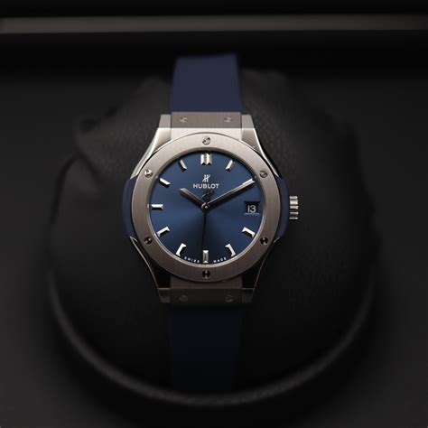 vis montre hublot|Classic Fusion Titanium on Rubber 33 mm .